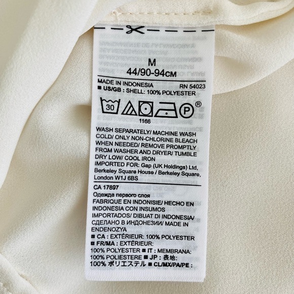 Banana Republic Ribbon blouse. Black and off-white. Size M. New w/tags. - Picture 9 of 10